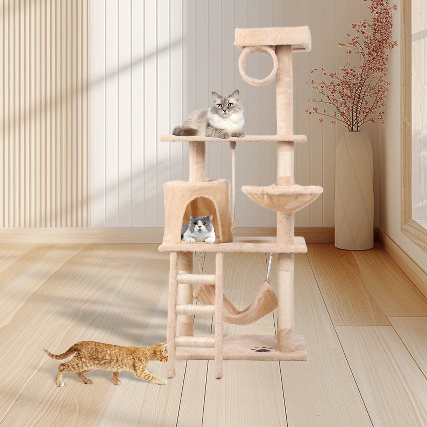 Arbre à chat à plusieurs niveaux